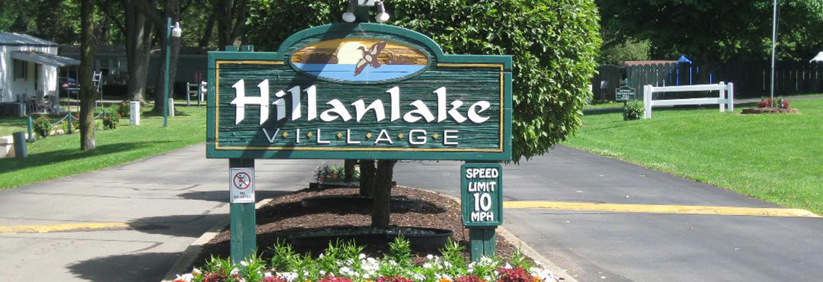 hillanlake-village
